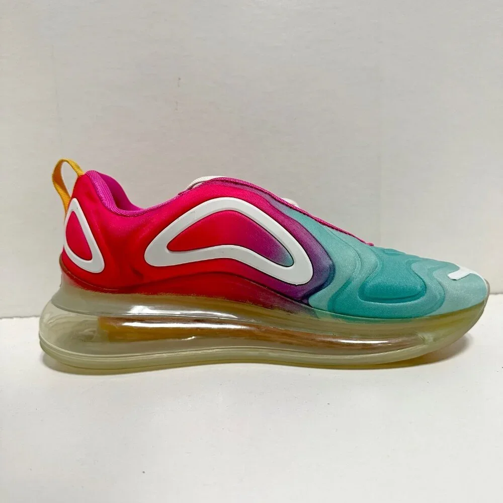 Nike Air Max 720 - Picture 6 of 12